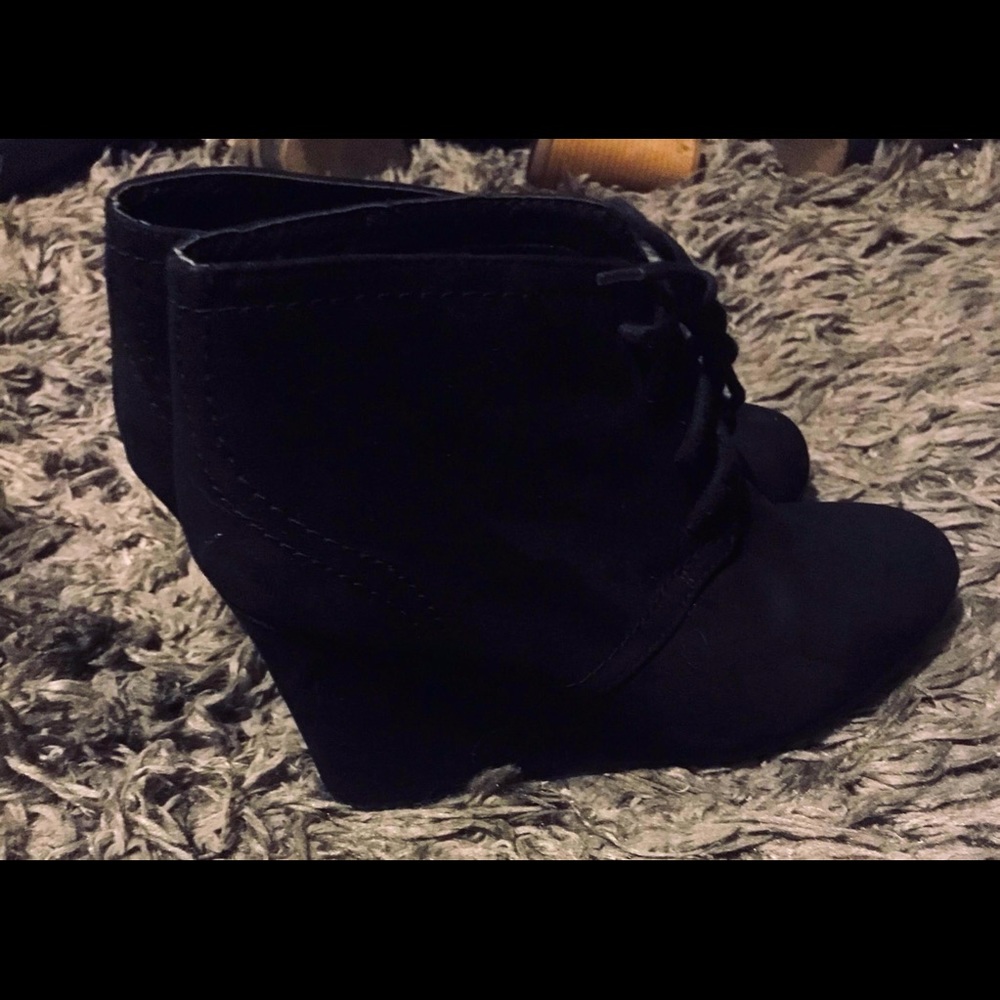 Wedge booties